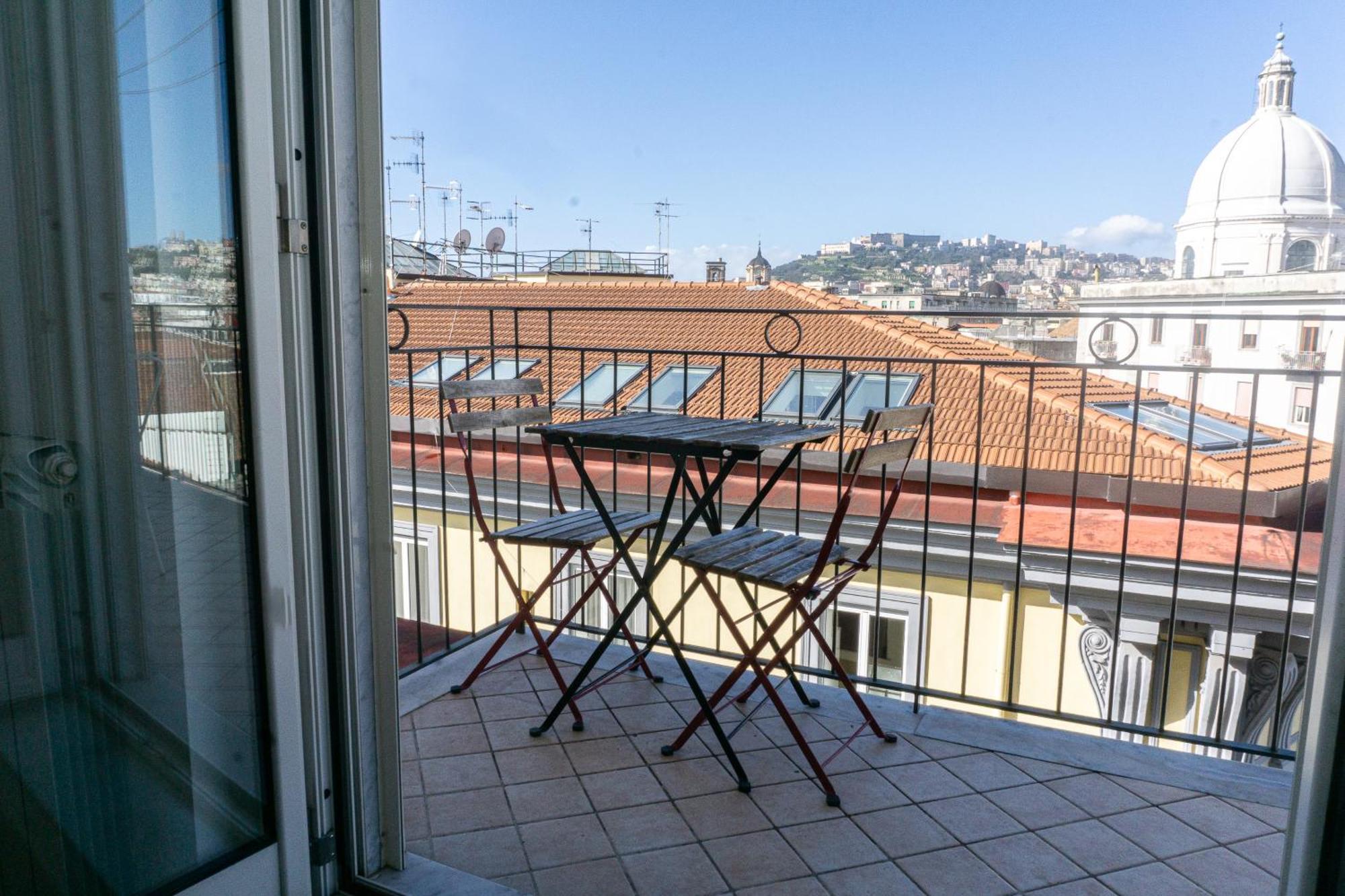 A I R Rettifilo Apartments Naples Exterior photo