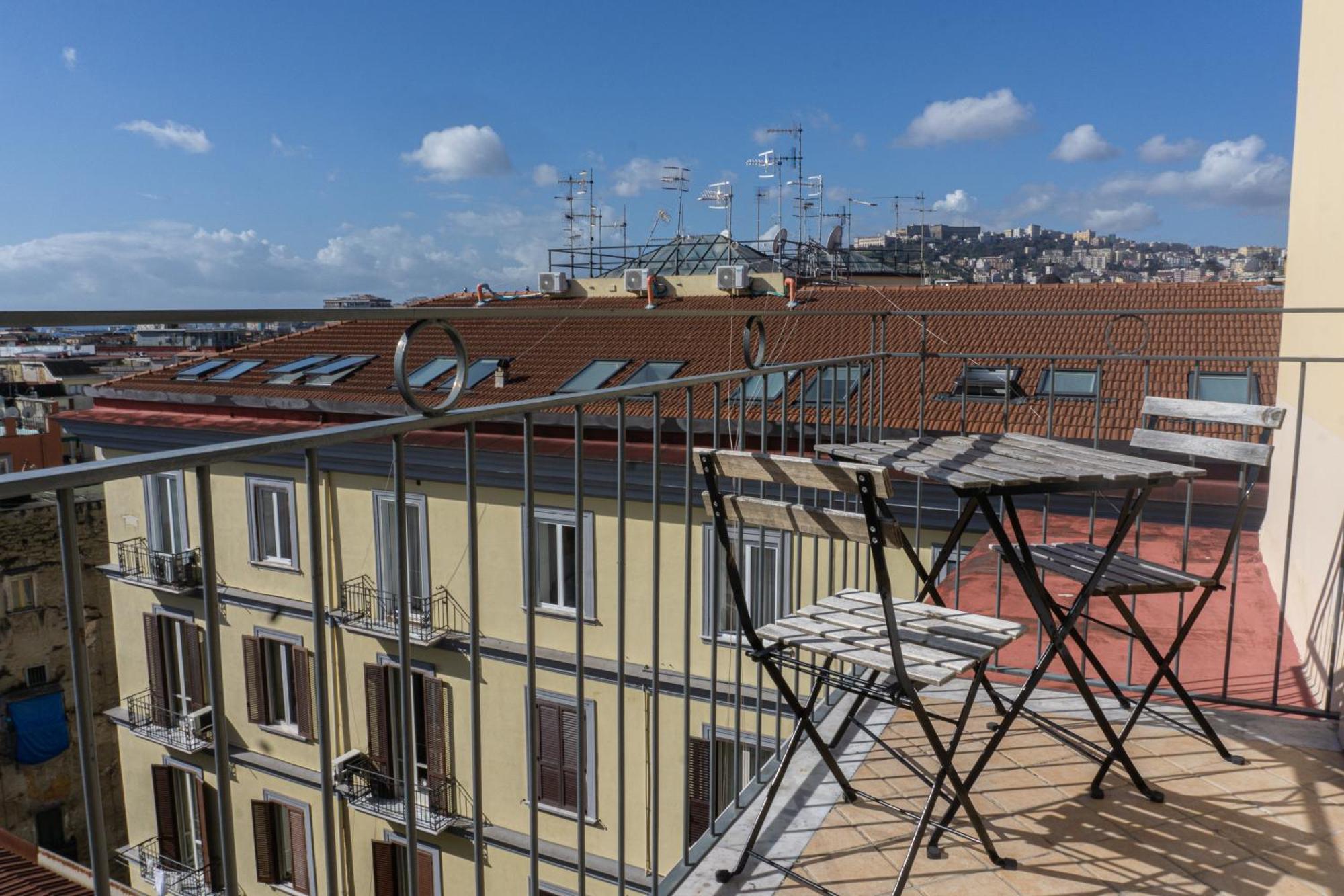 A I R Rettifilo Apartments Naples Exterior photo